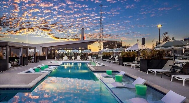 Photo - 230 M.L.K. Jr Dr SE