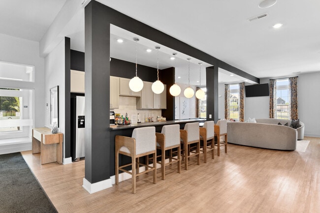 Photo - Lawndale Commons