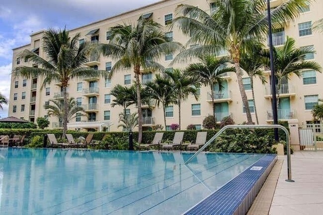 Photo - 610 Clematis St Unit 315