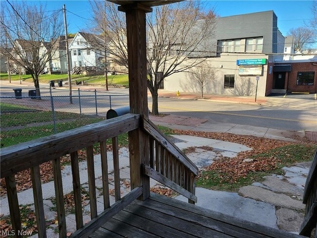 Photo - 564 Carroll St