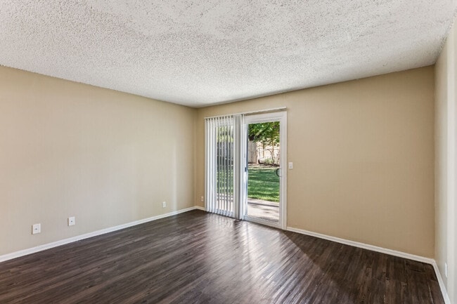 Photo - Ashford Place Apartments