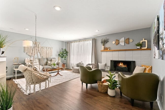 Building Photo - 3413 W Sunset Ave Unit SI ID1460916P