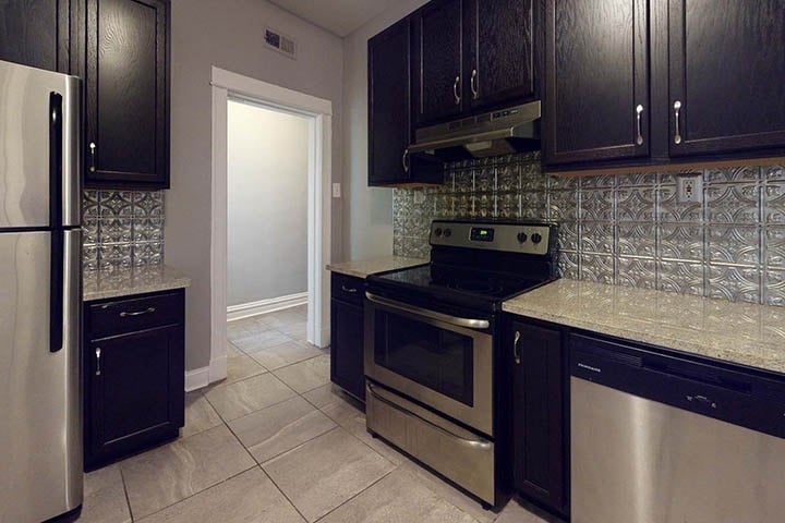 Floor Plan - van-2bd