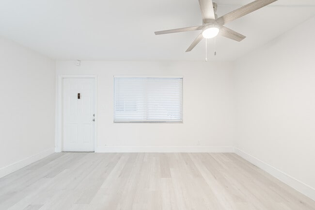 Photo - Oakland Park Villas