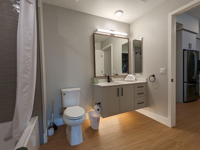 Photo - 1746 Villa St Unit ID1280708P