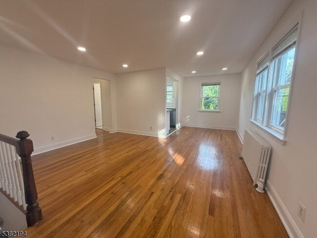 Photo - 747 Linden Ave Unit 2