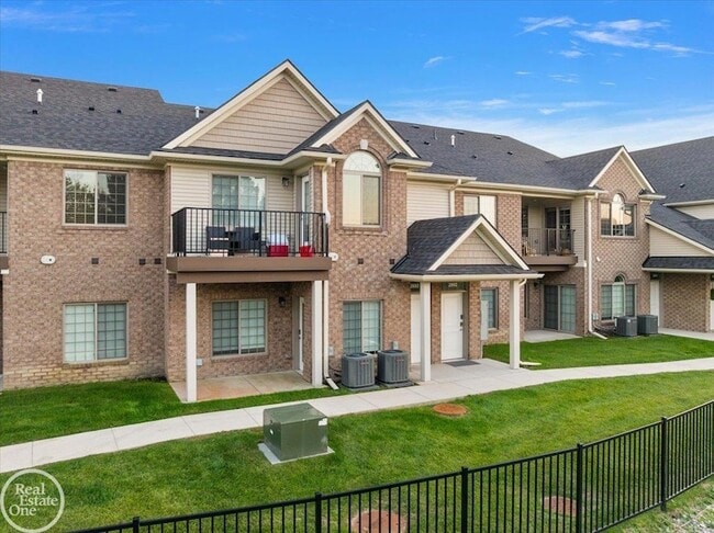 Photo - 2850 Barrington Square Unit 3C