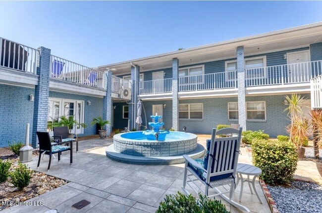 Building Photo - 1282 Beach Blvd Unit 114