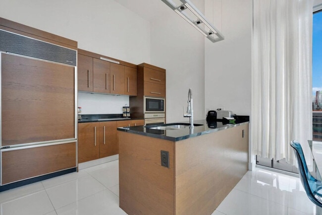 Photo - 485 Brickell Ave Unit SI ID1520396P