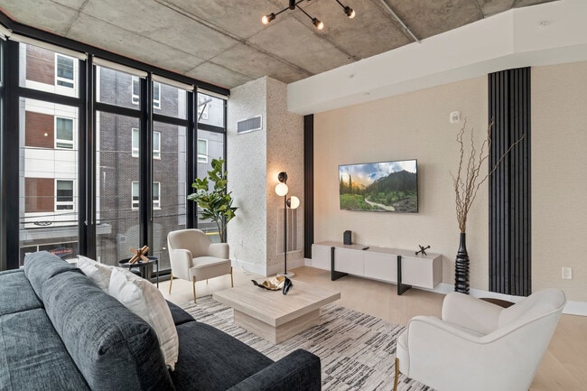 Building Photo - 1247 N 2nd St Unit SI ID1317872P