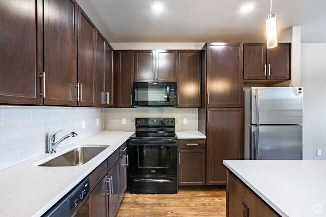 Jade - Kitchen - Basecamp at West 8th