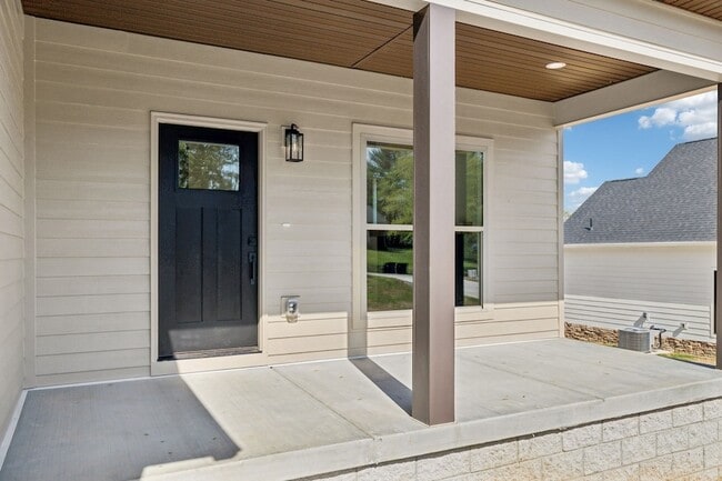 Photo - 827 Oconnor St