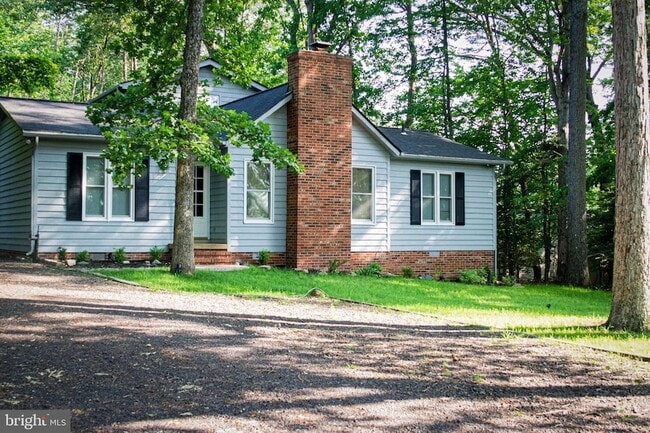 Building Photo - 207 Madison Cir