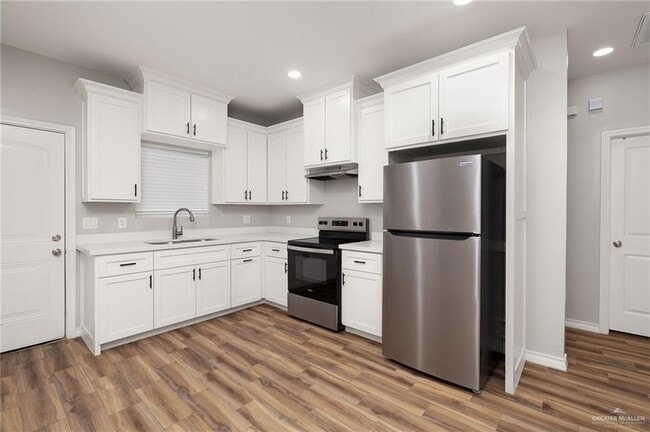 Photo - 2709 E Israel Ave Unit 1