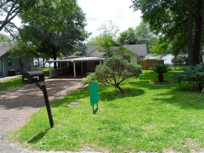 Photo - 13545 Northshore Loop