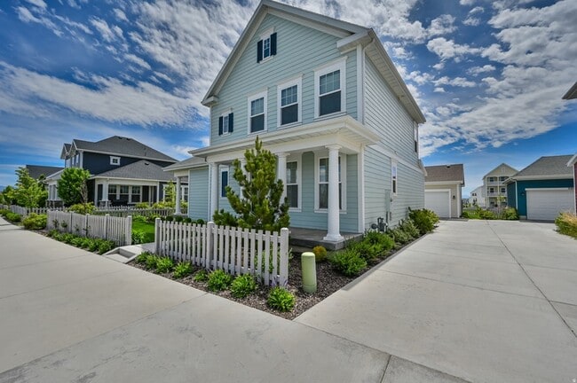 Photo - 5167 W Dock St