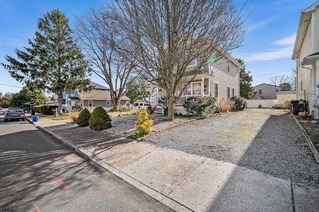 Photo - 118 Cleveland Ave