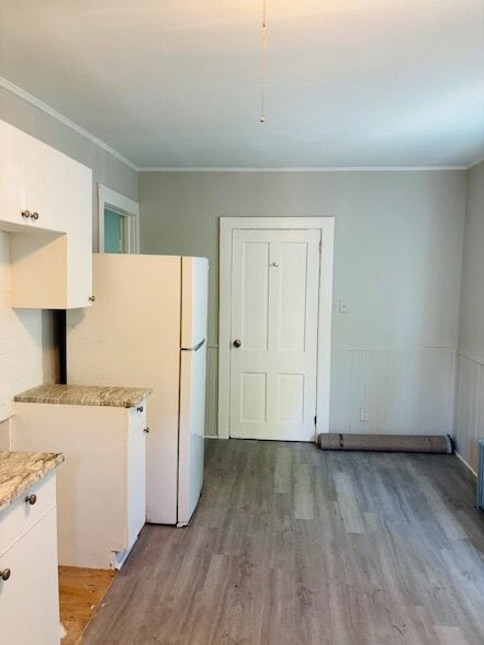 Photo - 232 Glen St