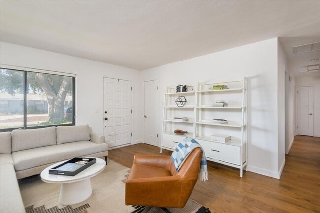 Photo - 4831 W Bay Ct Ave