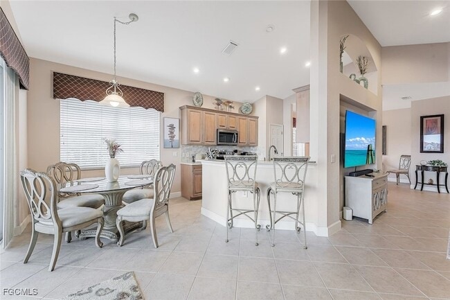 Photo - 16580 Crownsbury Way Unit 202