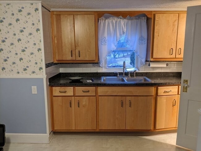 Photo - 55 Waterville St Unit 2