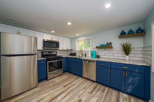 Photo - 5571 N Chagrin Dr Unit ID1061078P