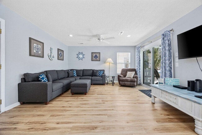 Photo - 111B S Yaupon Dr Unit ID1308937P