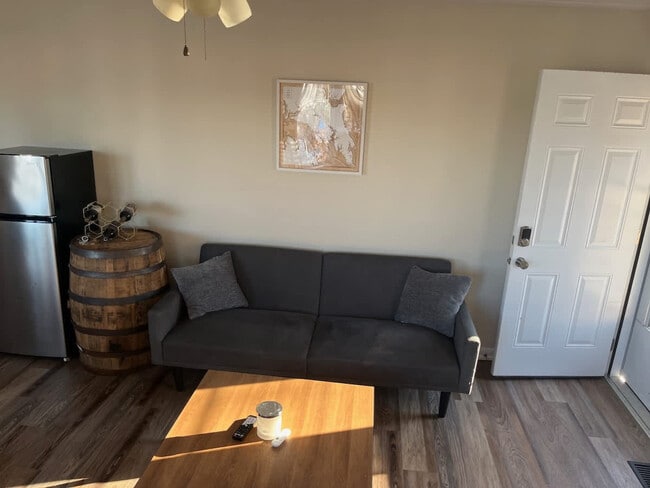 Building Photo - 14380 Calvert St Unit ID1363918P