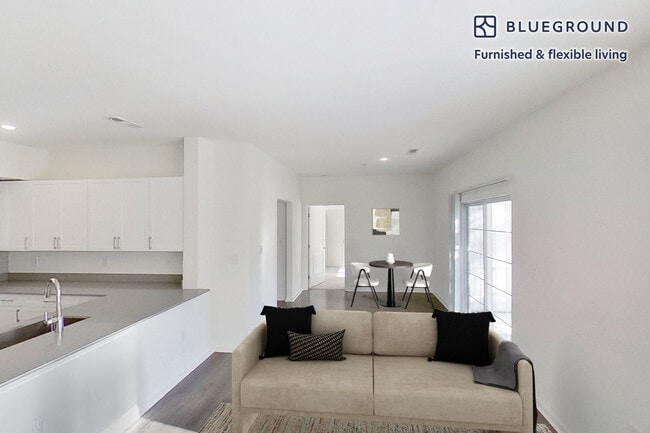 Photo - 1 Avalon Way Unit SI FL3-ID5514A