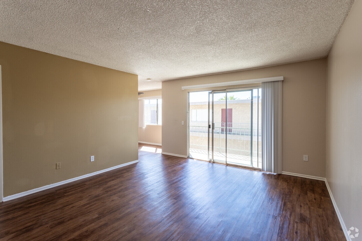 Floor Plan - 2 Bd patio