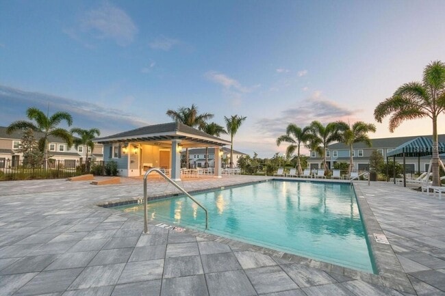 Photo - 3462 Caravelle St