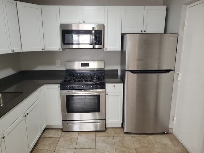 Photo - 215 Pearl St Unit 10