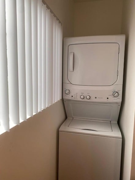 Photo - 1445 Revere Ave Unit 2