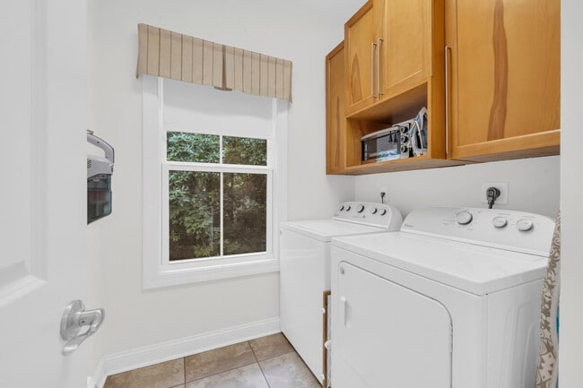 Photo - 67 Rybolt Rd Unit SI ID1539448P