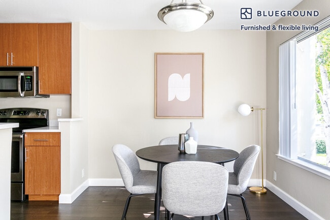 Photo - 900 Pepper Tree Ln Unit FL2-ID384