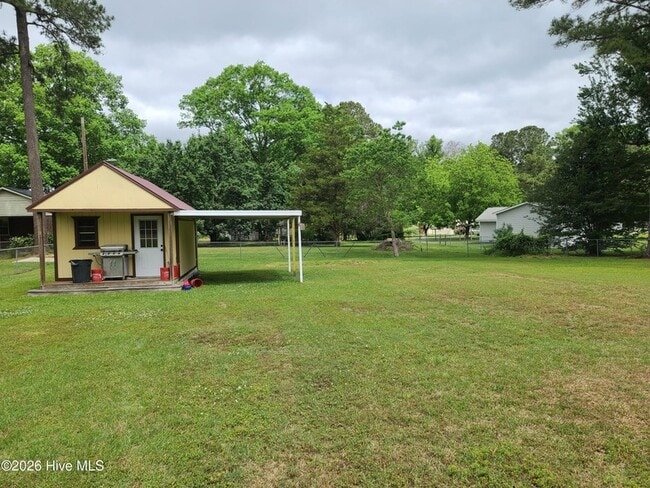 Photo - 1932 Hullwood Dr