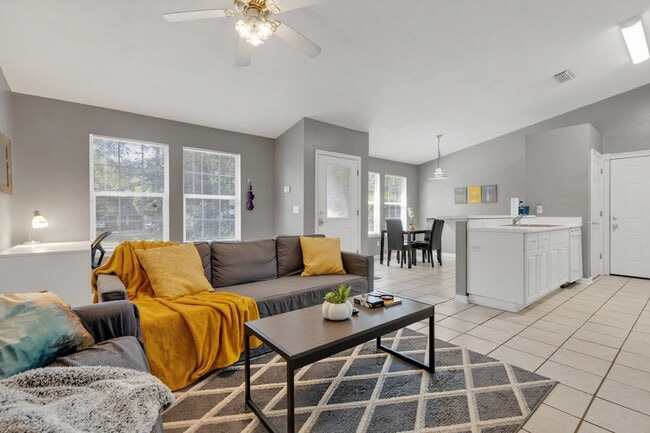 Photo - 221 Cactus St Unit SI ID1319921P