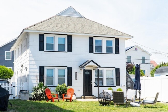 Building Photo - 934 Haven Ave