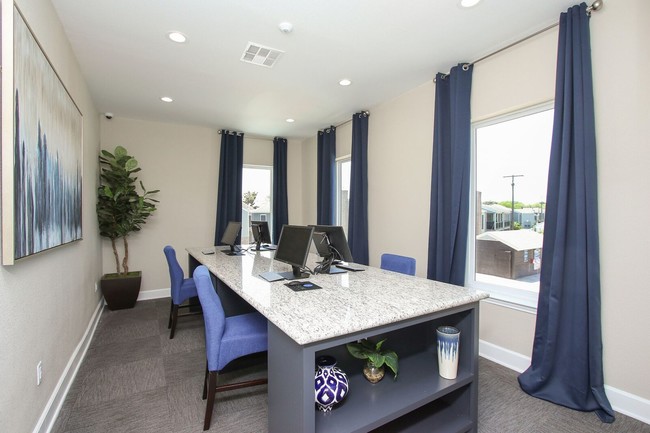 Business Center - Waterford Grove Apartments