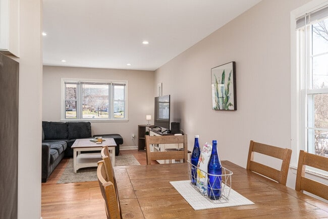 Photo - 27 Karista Spring Dr Unit SI ID1302142P
