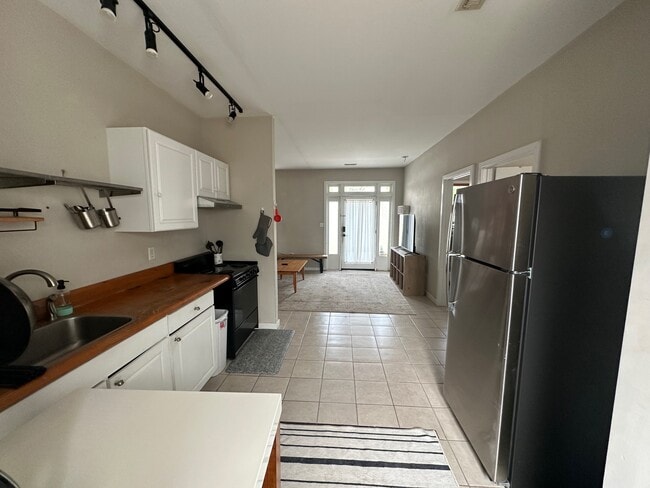 Photo - 320 Randolph Ave