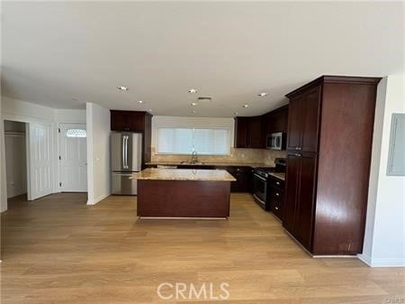 Photo - 1336 Calle Tulipan