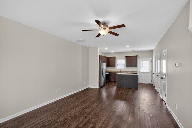 Photo - 1023 Glen Marcus Dr