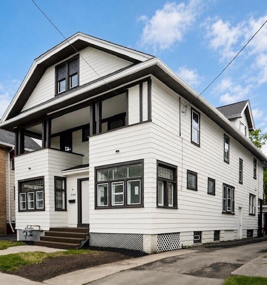 Building Photo - 1788 Clifford Ave