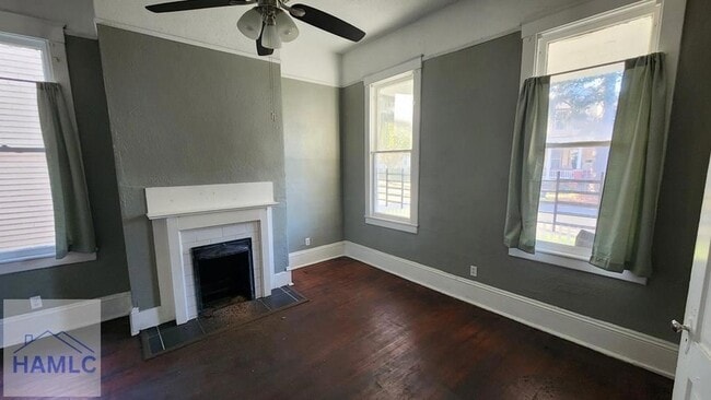 Photo - 826 E Duffy St