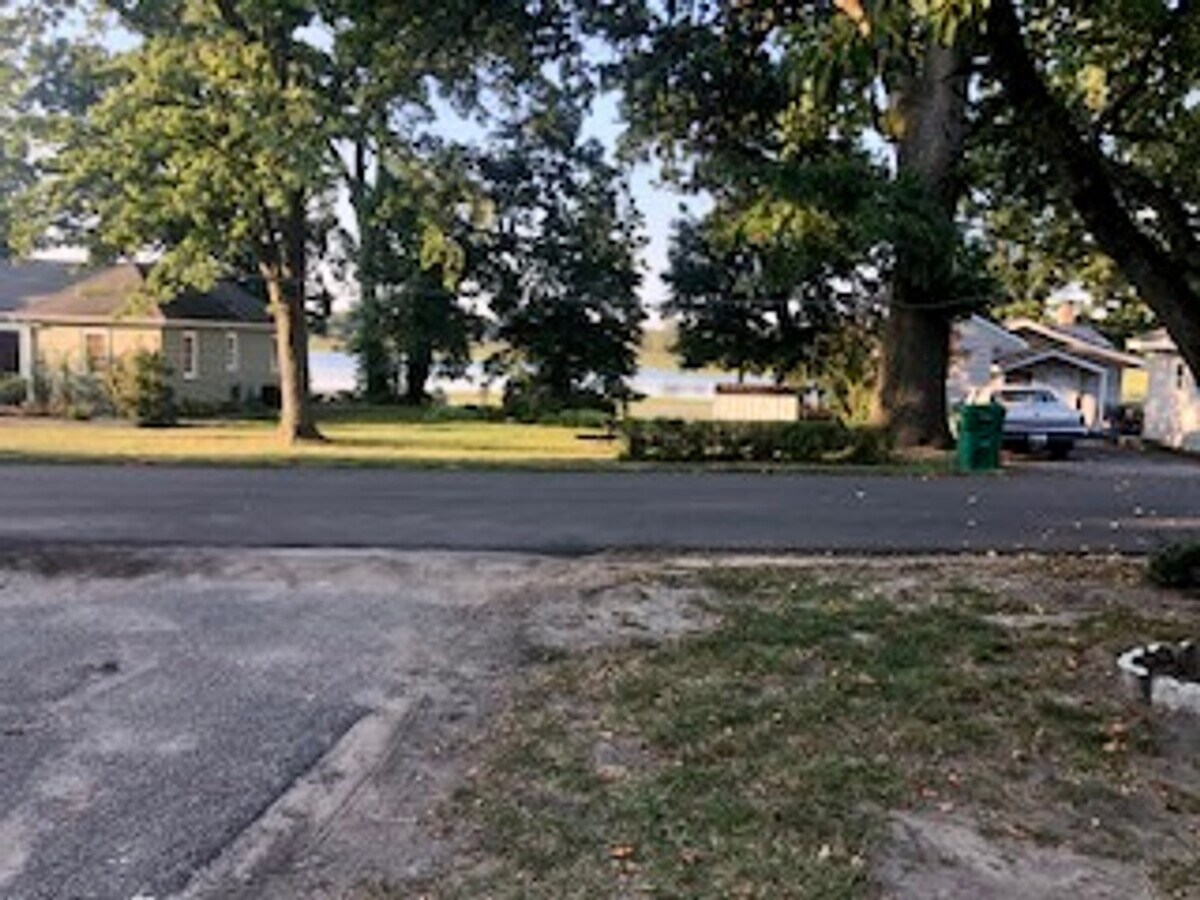 Photo - 321 Lakeside Dr Unit ID1328990P