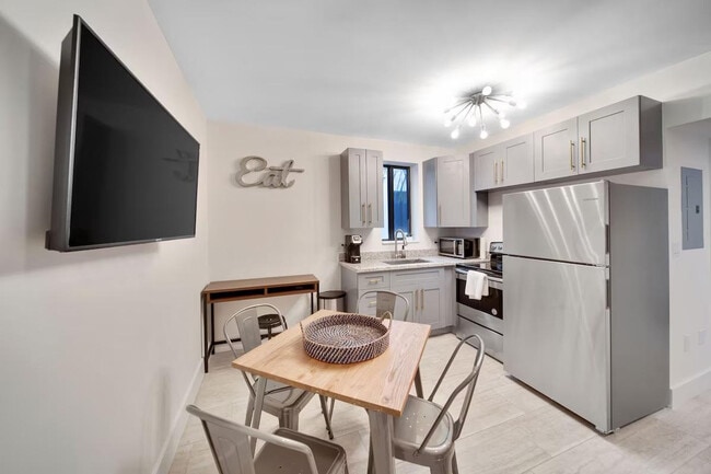 Photo - 1434 SW 22nd Ave Unit ID1388869P