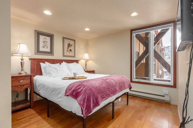 Photo - 600 South Park Avenue Unit ID1387664P