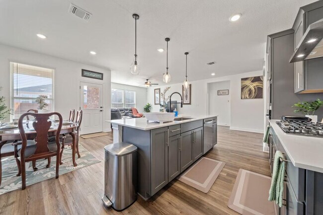 Photo - 12105 Bacalar Bnd Unit SI ID1492691P