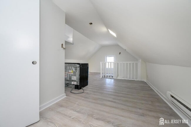 Photo - 377 Delavan St Unit 3